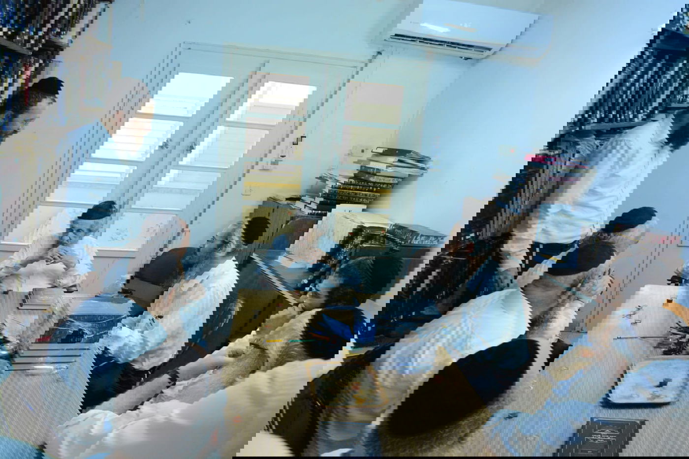 כך חגג הגר"ד לנדו את הוצאת הספר החדש