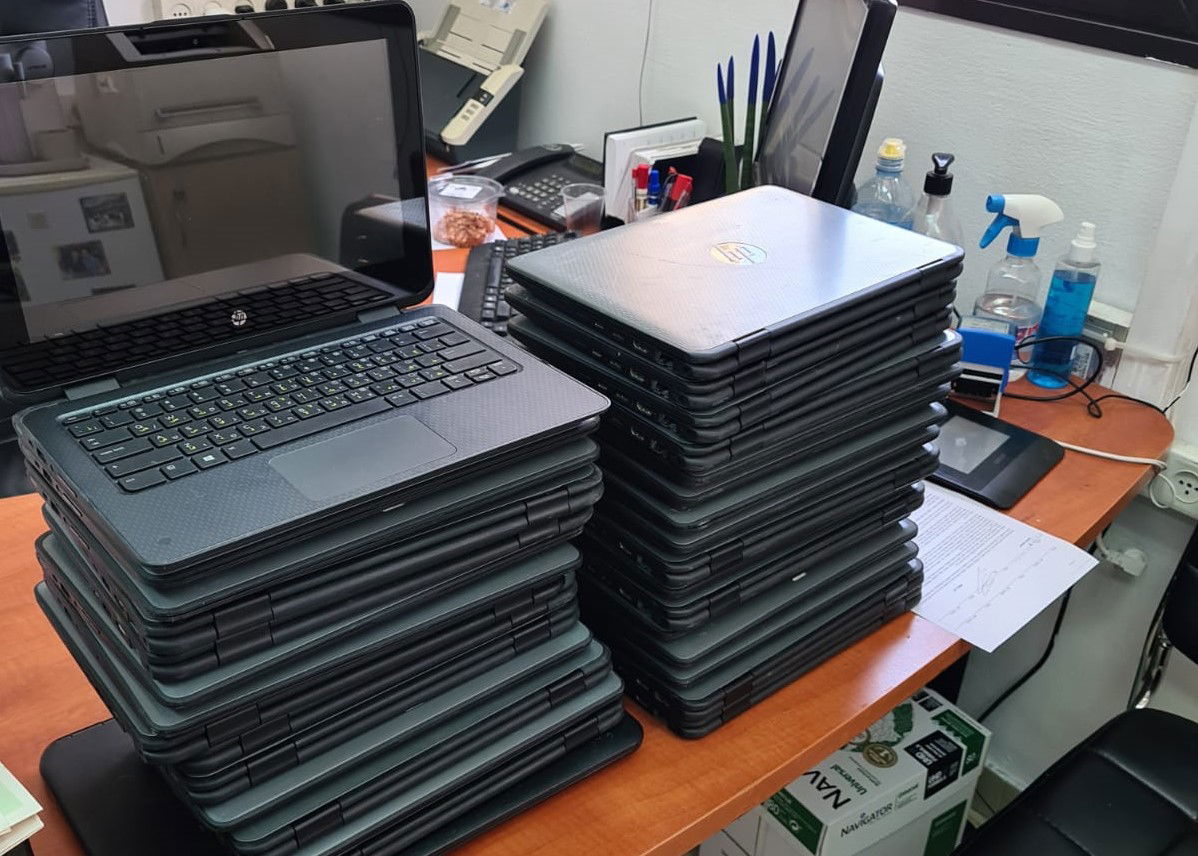 ירושלים: העובד הערבי גנב עשרות מחשבים ונעצר