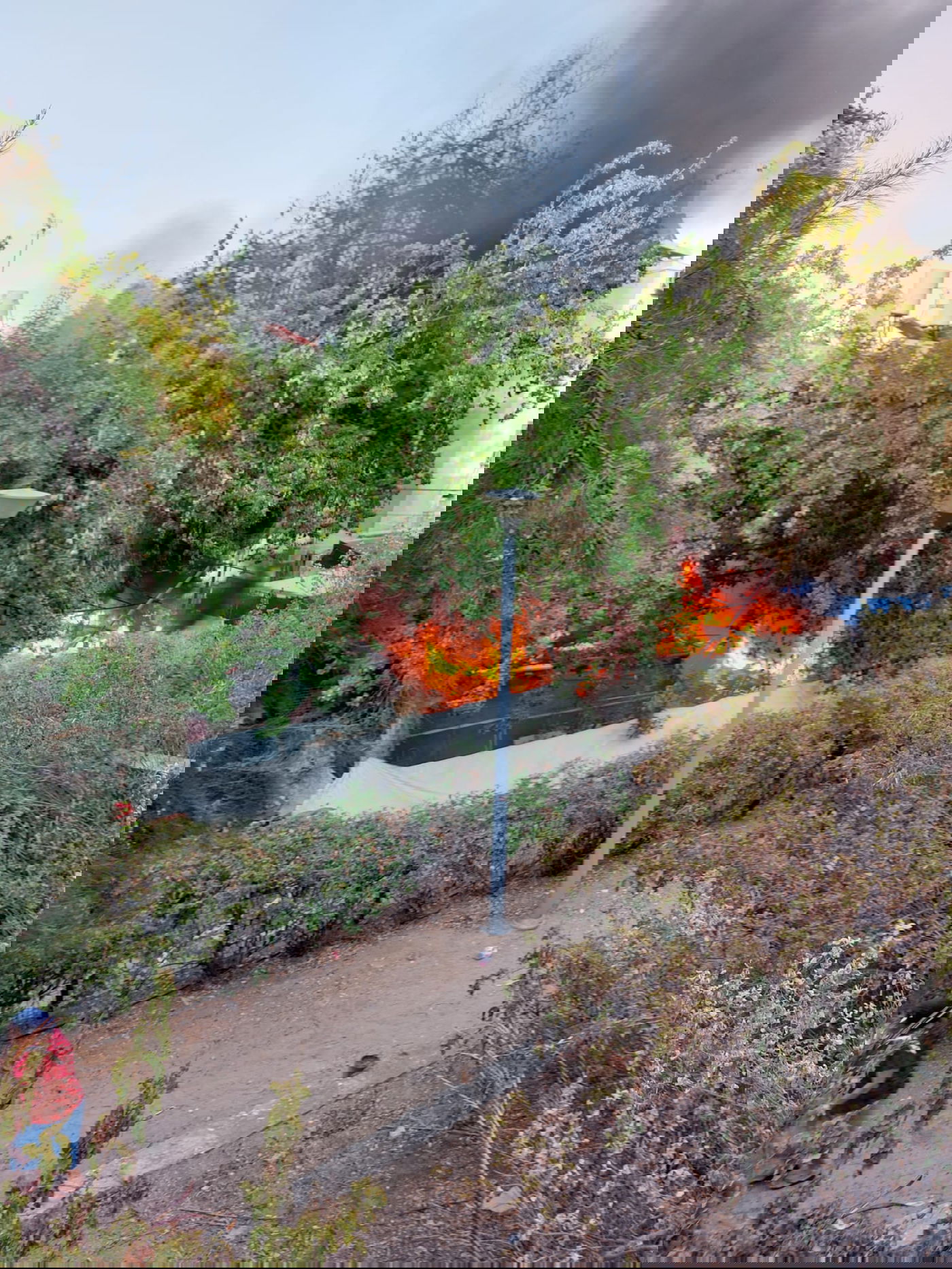 תושב בני ברק הצית מחסן ורכבים - ונעצר