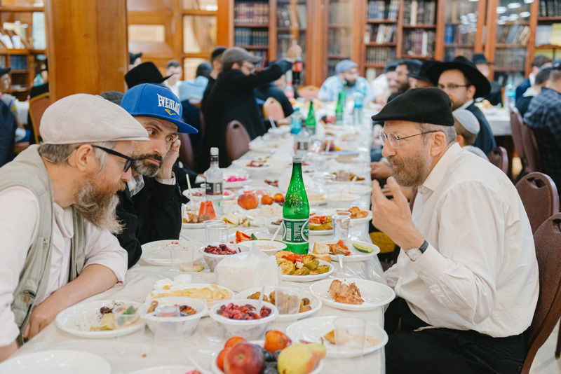 סליחות במוצאי מנוחה בבירת רוסיה • תיעוד
