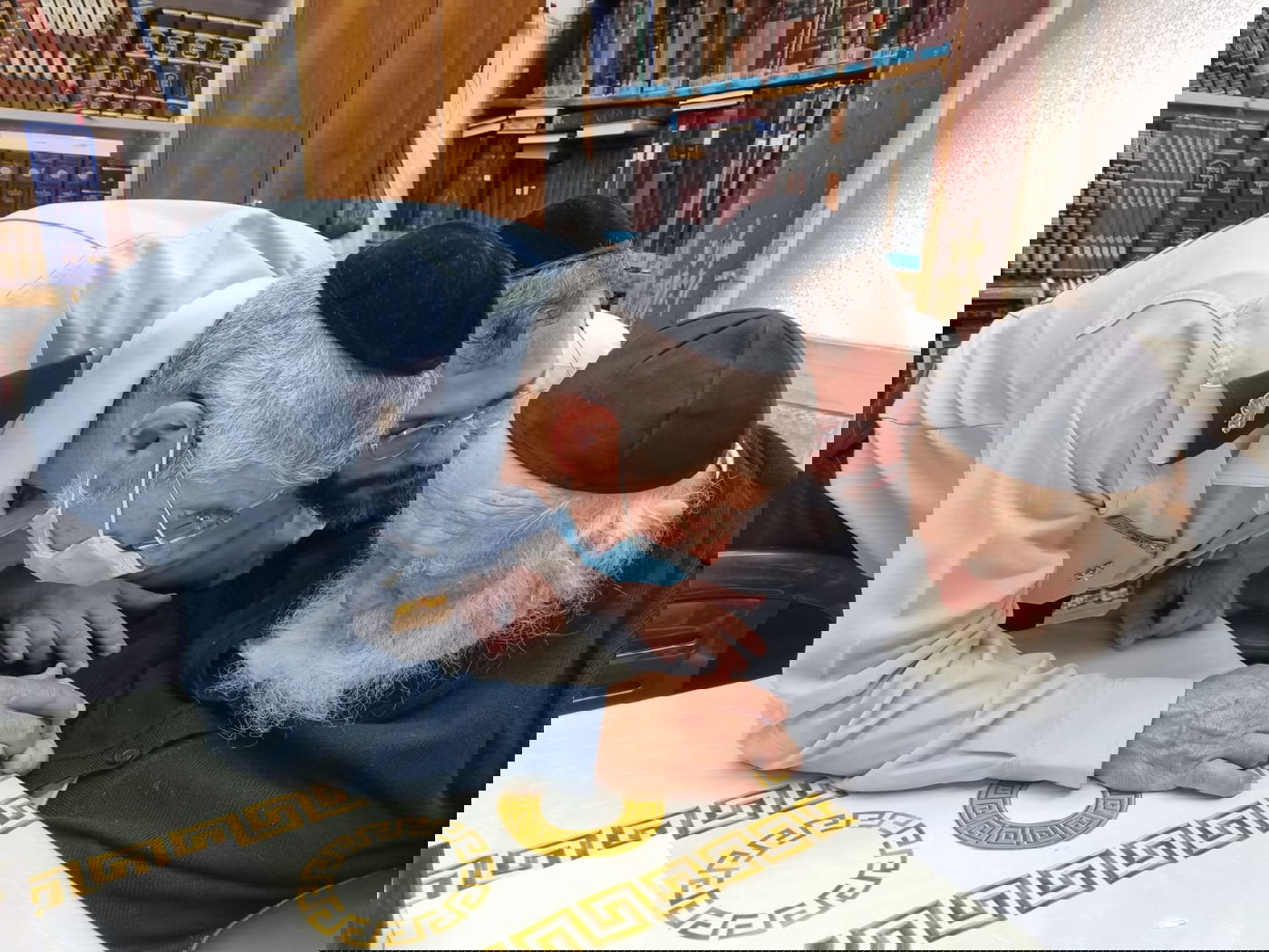 בכירים במשטרה התברכו אצל גדולי ישראל