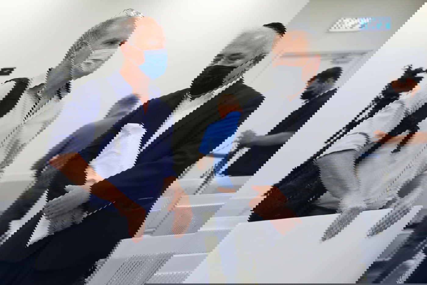 יוסף שווינגר בעדות דומעת: "מההחייאות - אני חצי בן אדם"