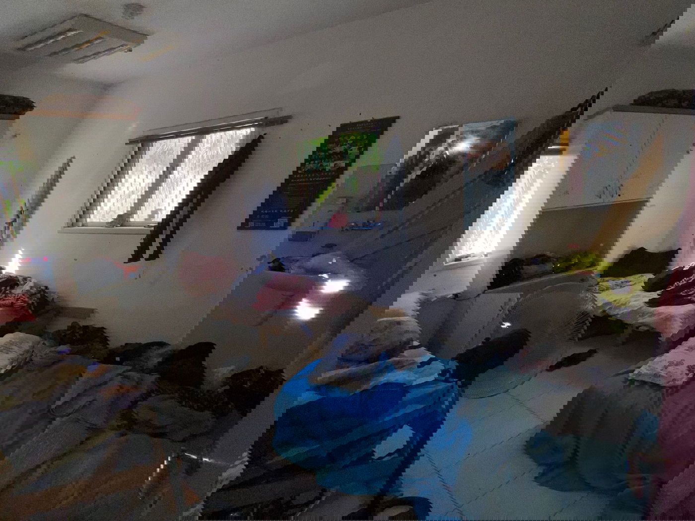 20 שב"חים השתלטו על מבנה נטוש ונעצרו