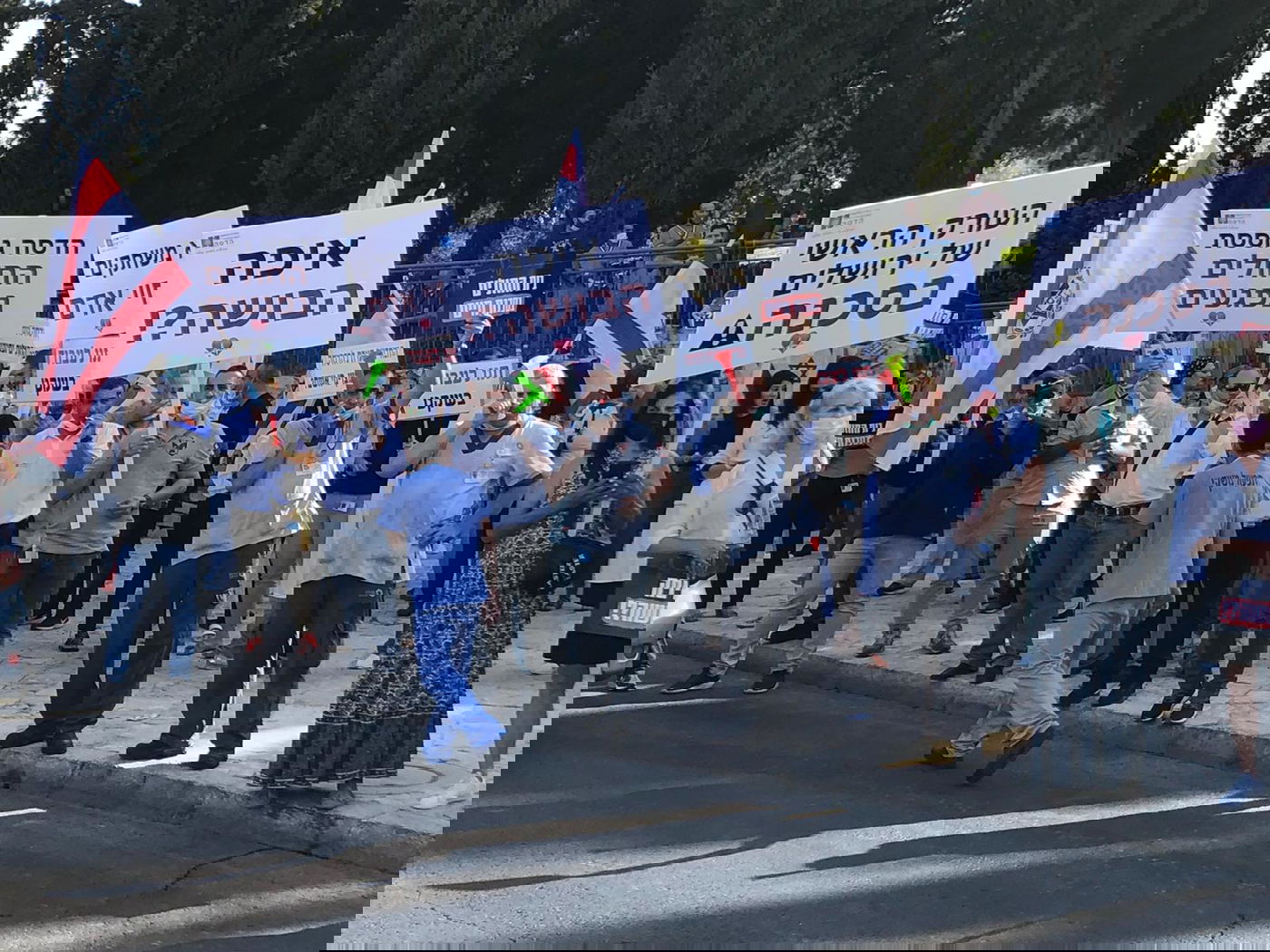 ירושלים: הצוותים הרפואיים חסמו את הכניסה לכנסת