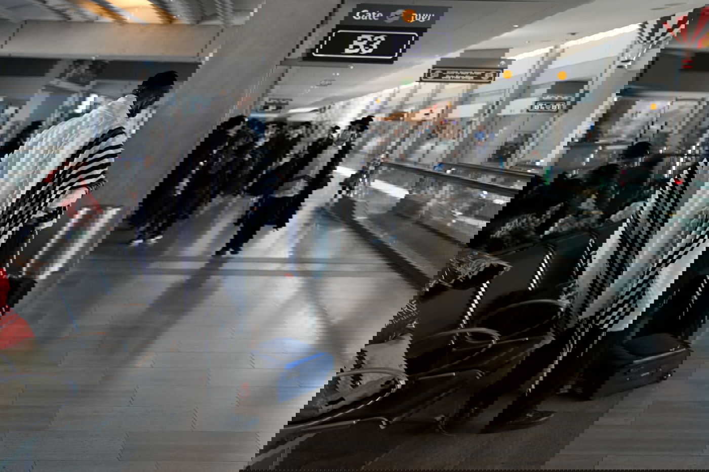 משדה התעופה אל השוק באומן • גלריה של ערב שבת