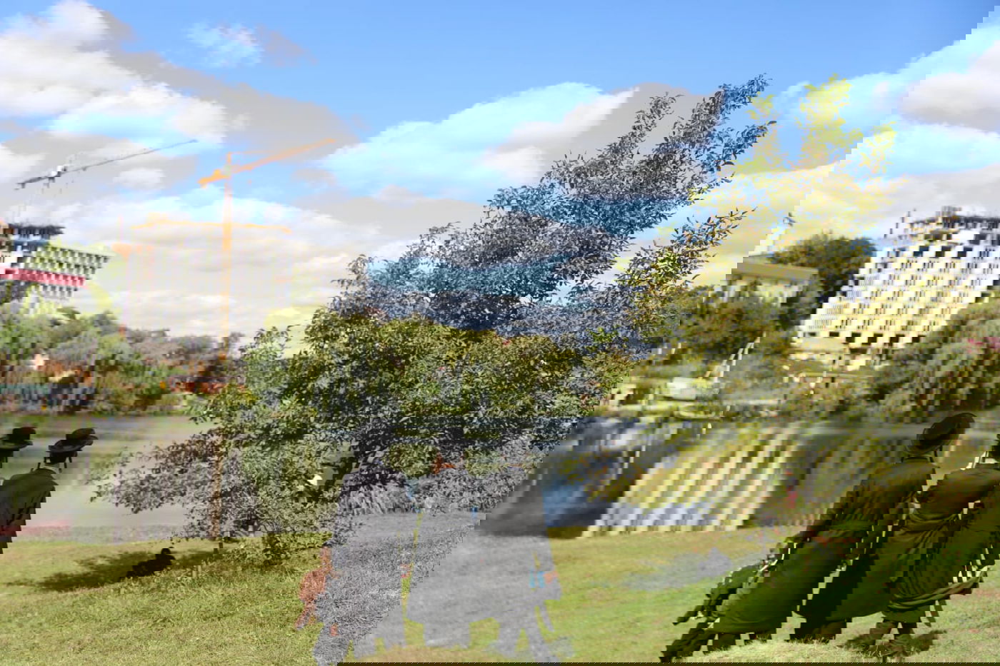 משדה התעופה אל השוק באומן • גלריה של ערב שבת