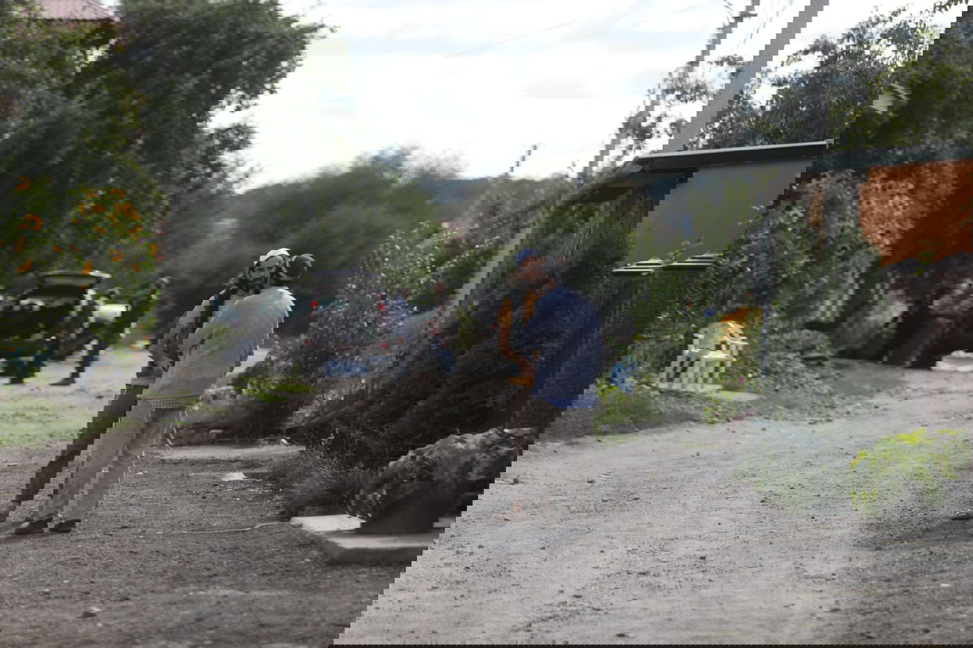 משדה התעופה אל השוק באומן • גלריה של ערב שבת