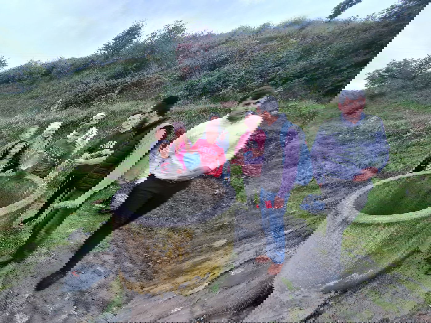 תיעוד: שאיבת המים ממעיין הבעל שם טוב