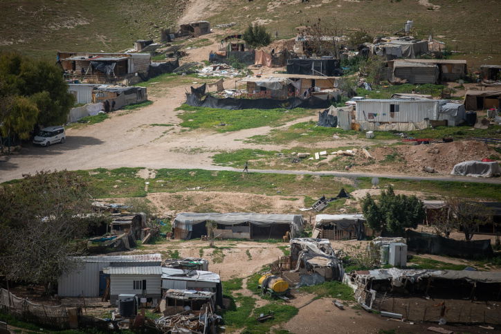 חאן אל אחמר