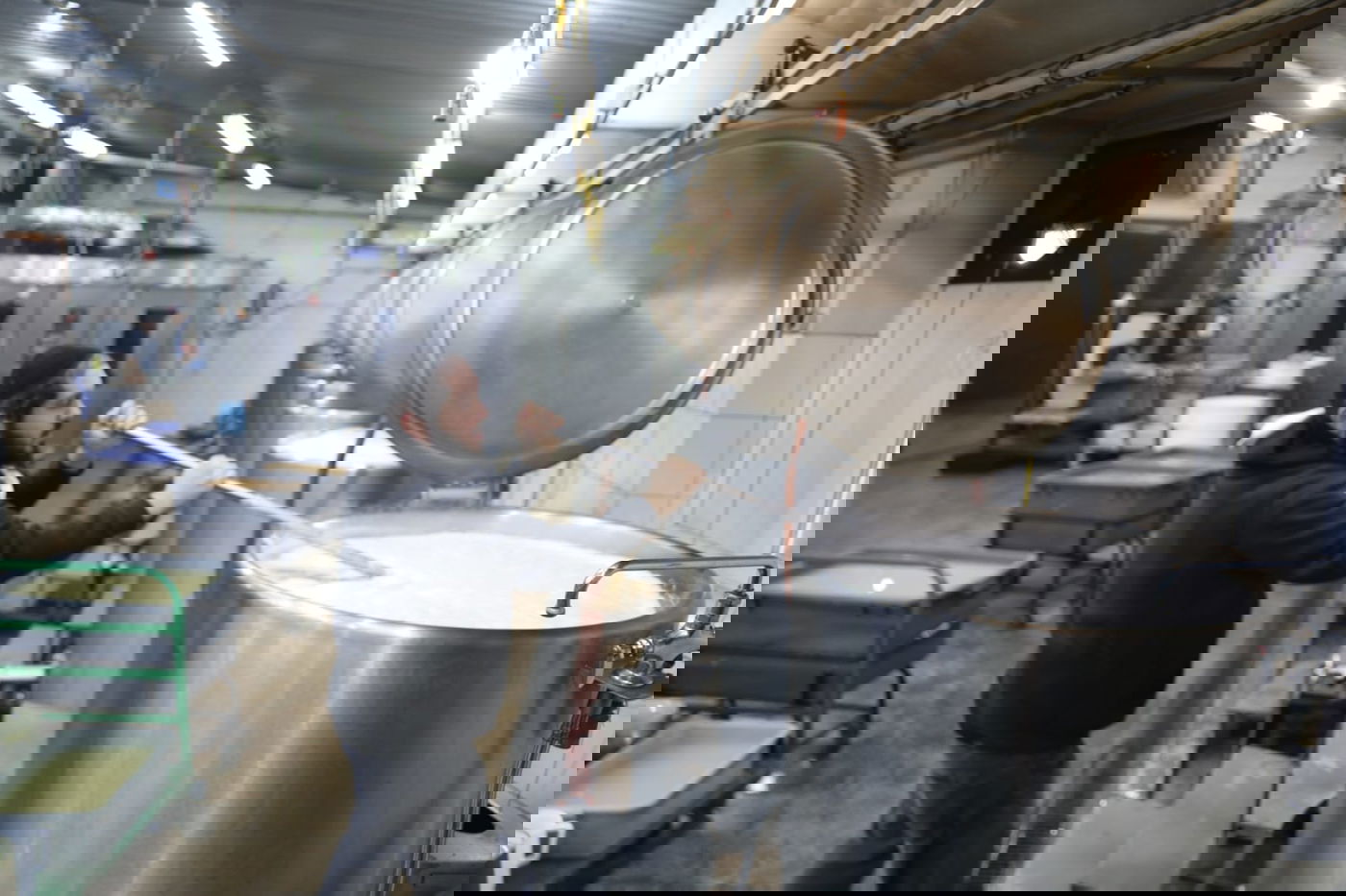 מטורף: המטבח באומן שמכין מאות אלפי מנות