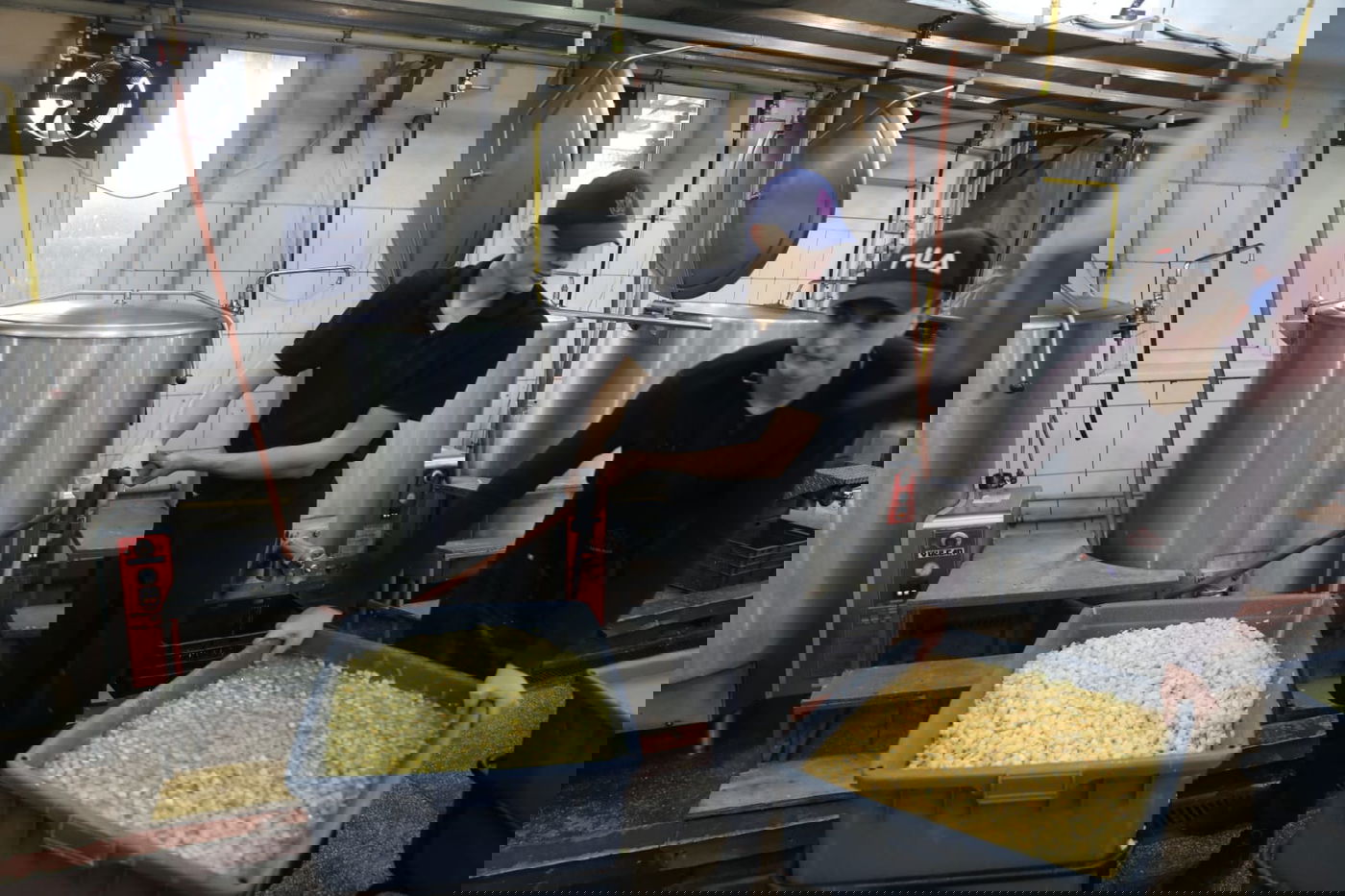 מטורף: המטבח באומן שמכין מאות אלפי מנות