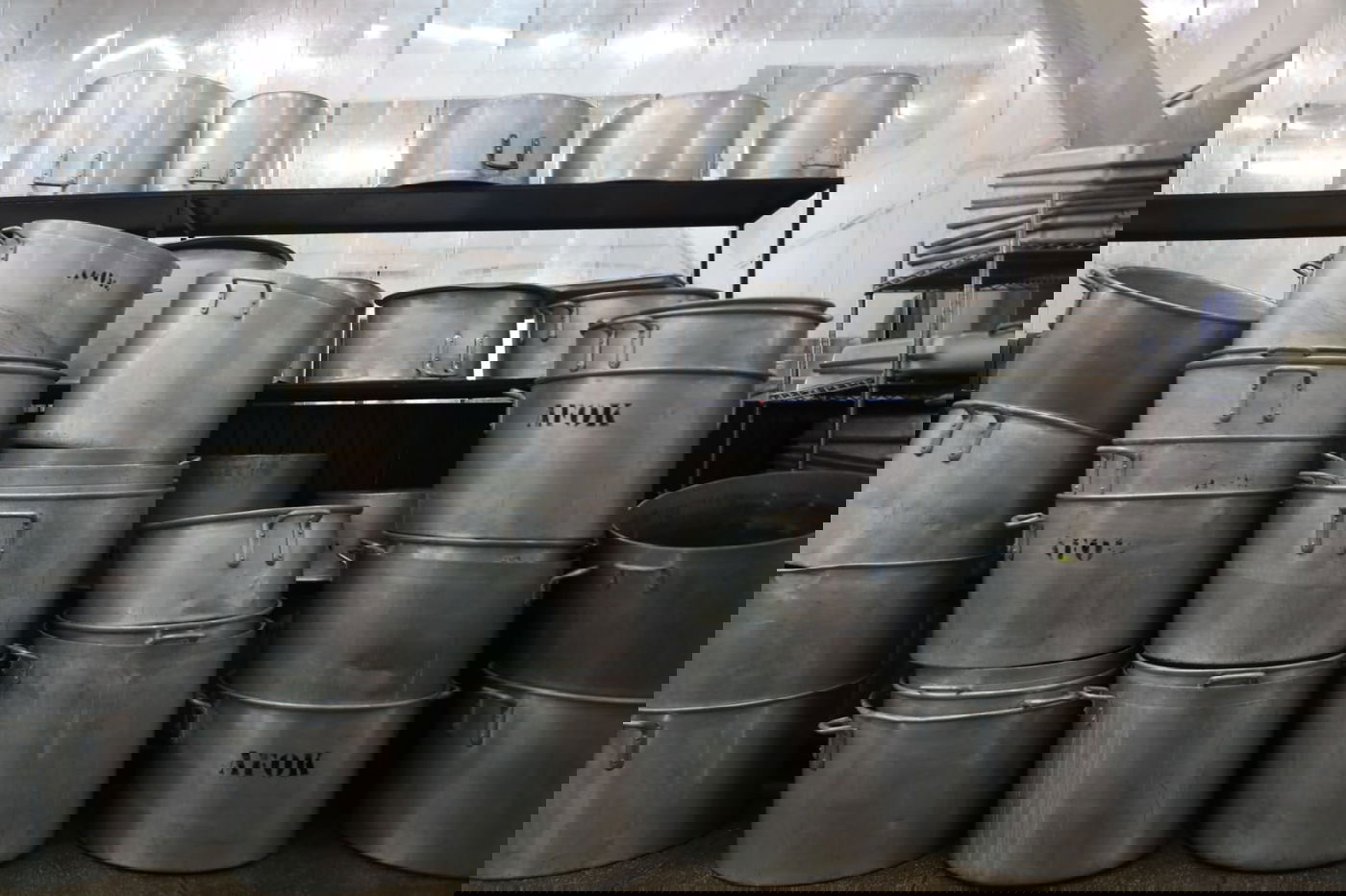 מטורף: המטבח באומן שמכין מאות אלפי מנות