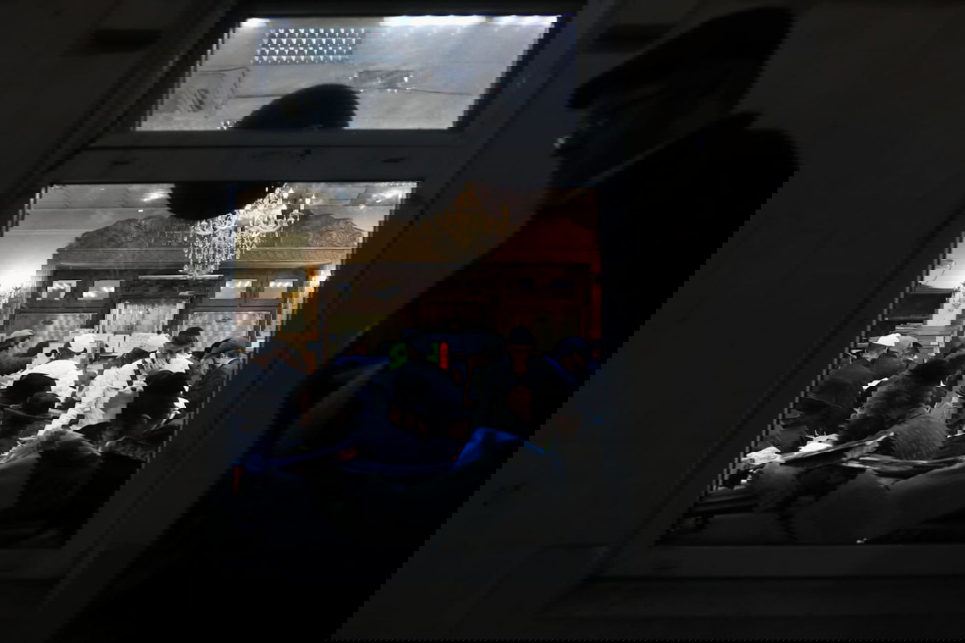 זה מה שקורה במוצאי שבת קודש ב... אומן