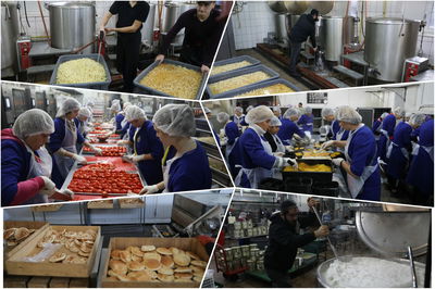 מטורף: המטבח באומן שמכין מאות אלפי מנות