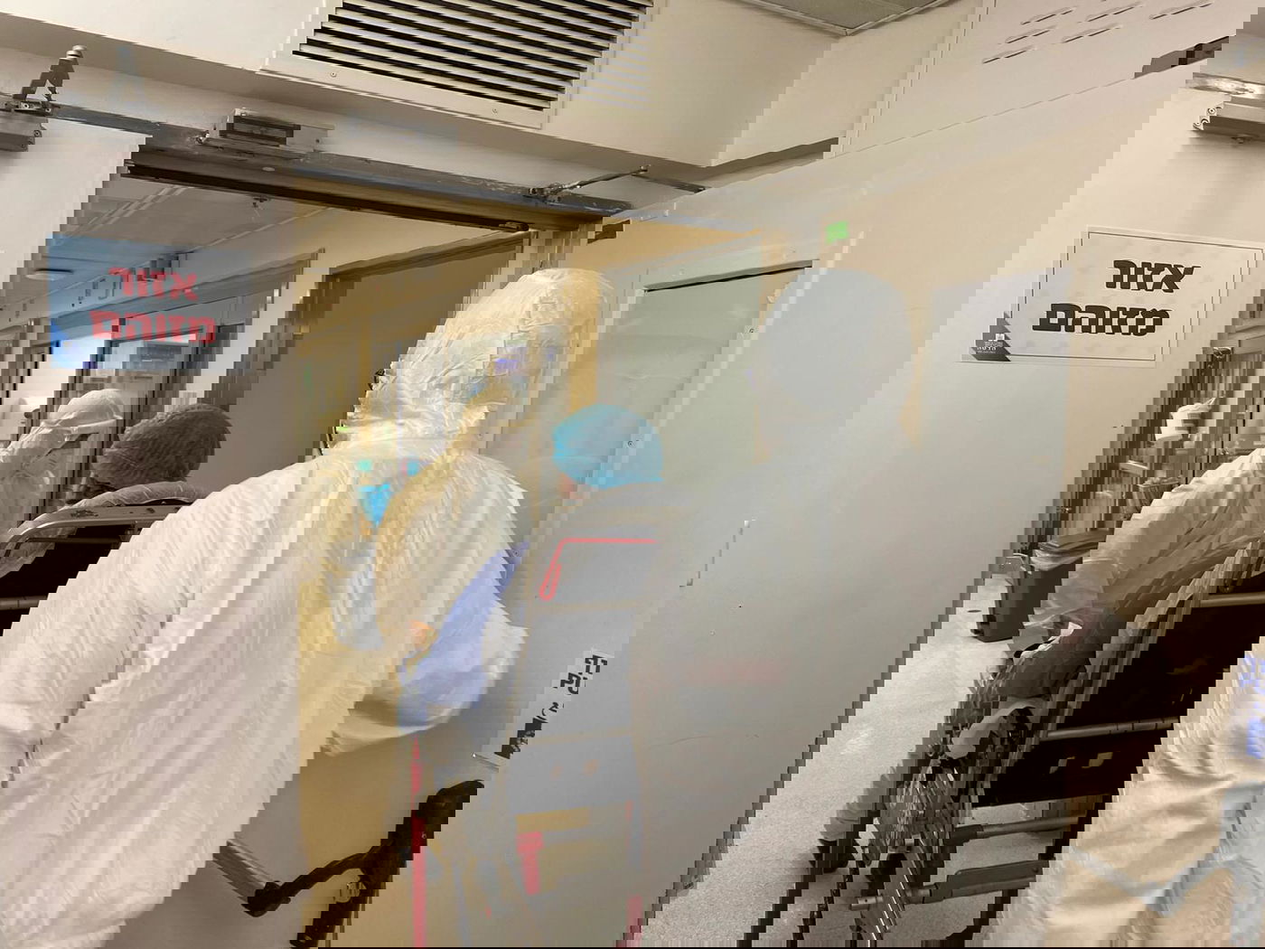 יחיאל חייבי בכניסתו ל'הדסה'