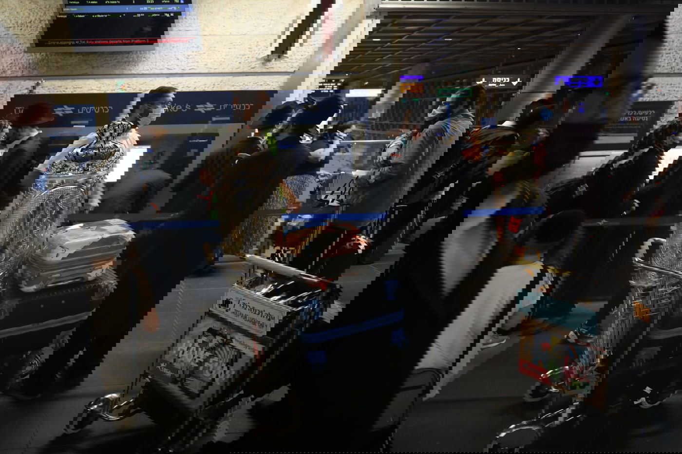 בדיקות הערב בנתב"ג לחוזרים מאומן