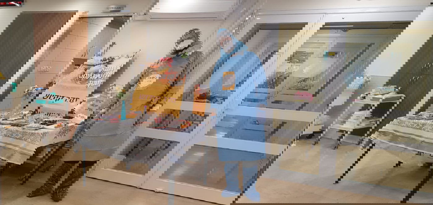 תיעוד ממחלקות הקורונה: כך נחגג ראש השנה