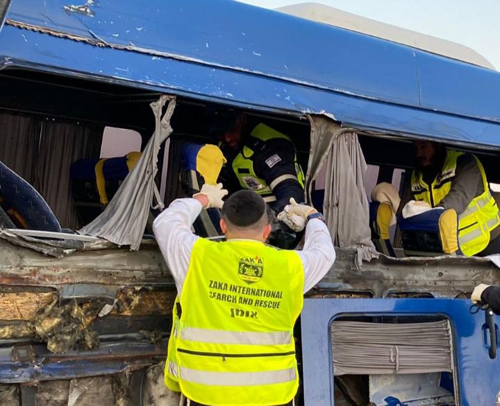 זירת האירוע, הבוקר.