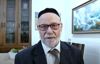 אריה ברונר שר ומדבר על פרשת וילך