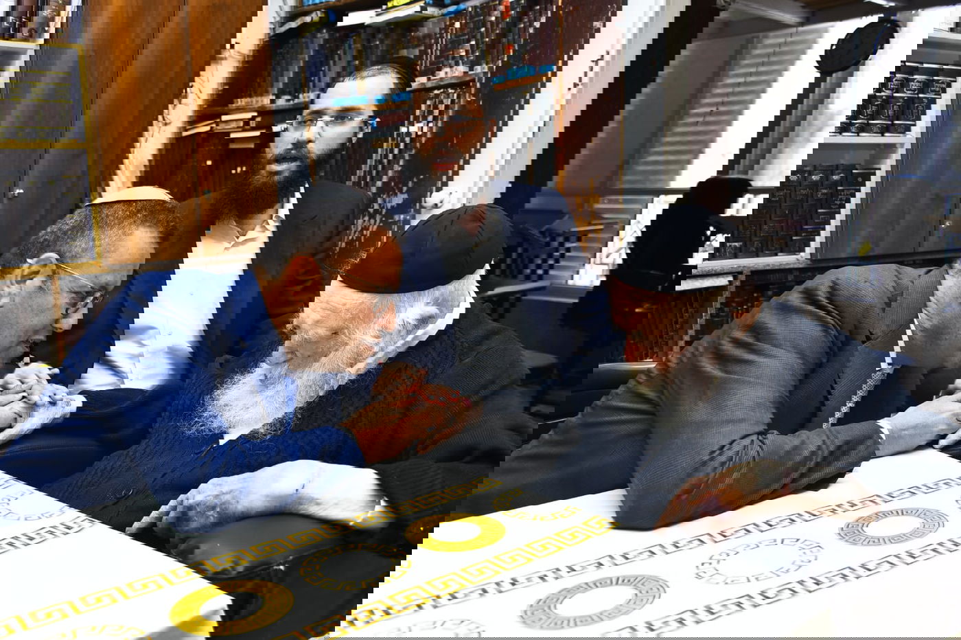 כשמרן הגר"ח התפעל מההקפדה של משה ליאון