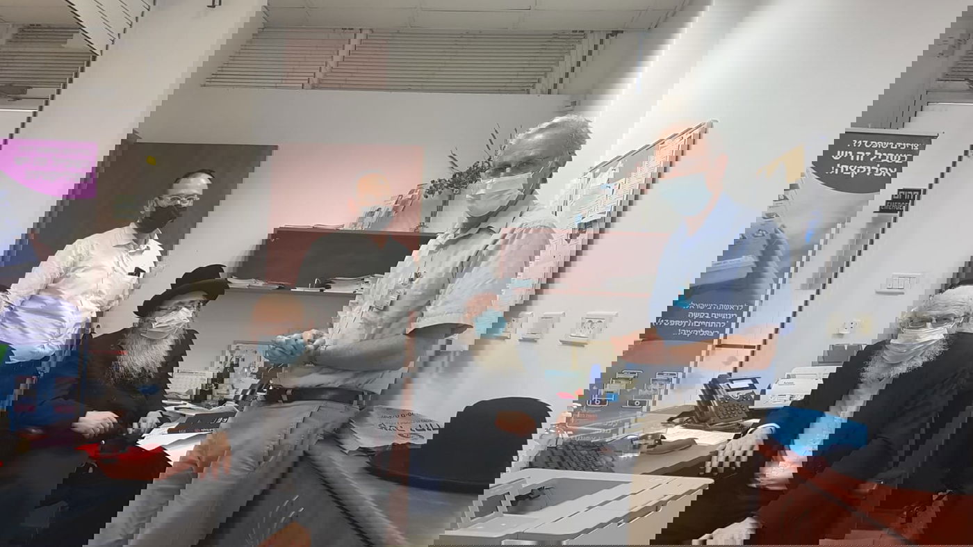 מכבי קיימה את הקו הפתוח לענייני רפואה והלכה ליו"כ