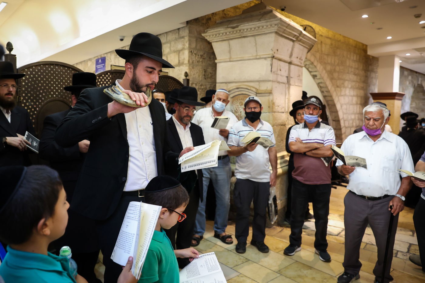 מסע חקלאי קרן השביעית בקברי צדיקים, מצפון לדרום