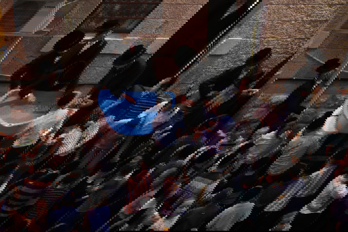 ערב כיפור: ה'תשליך' של הרבי מנדבורנה י-ם