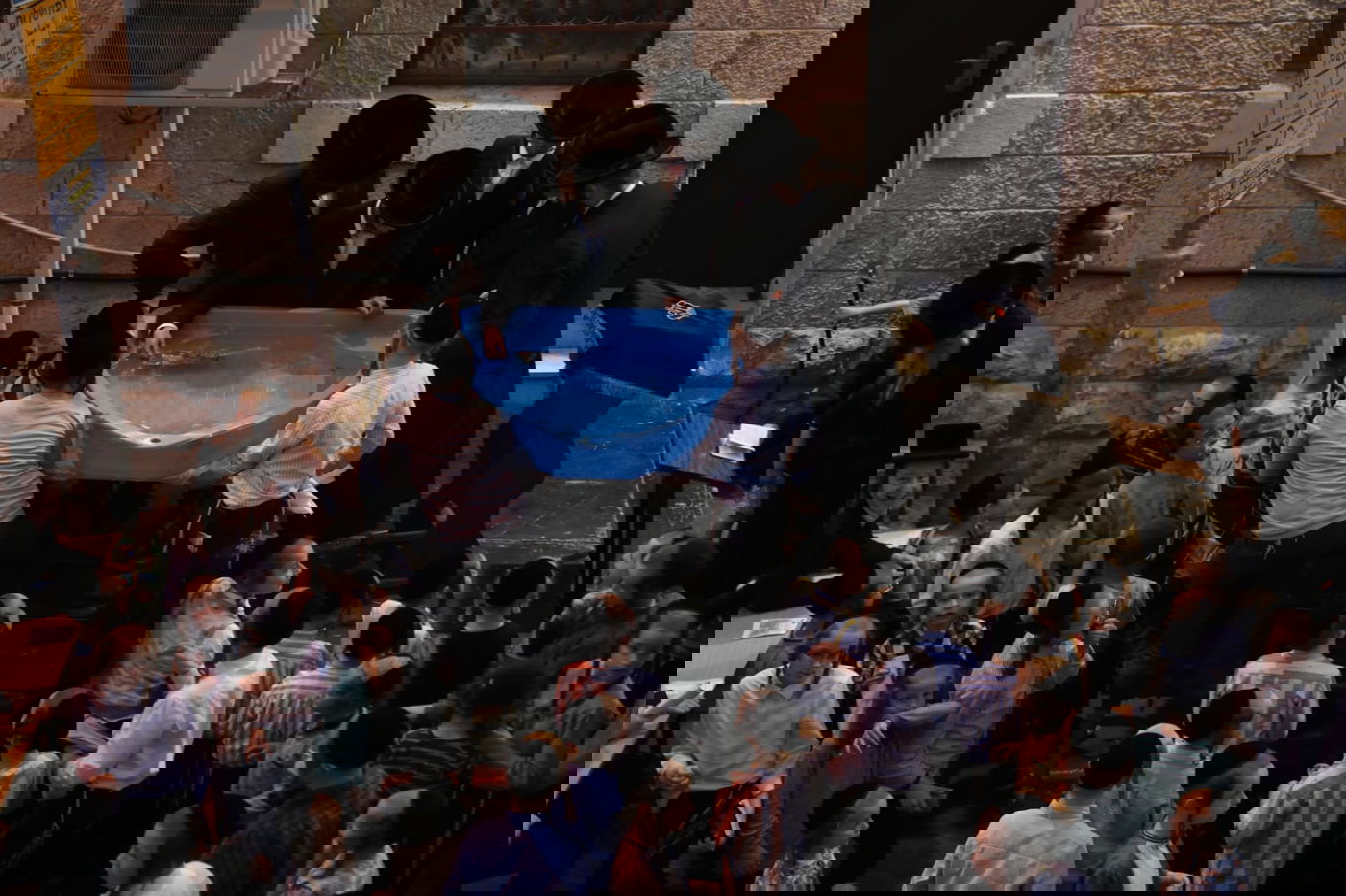 ערב כיפור: ה'תשליך' של הרבי מנדבורנה י-ם