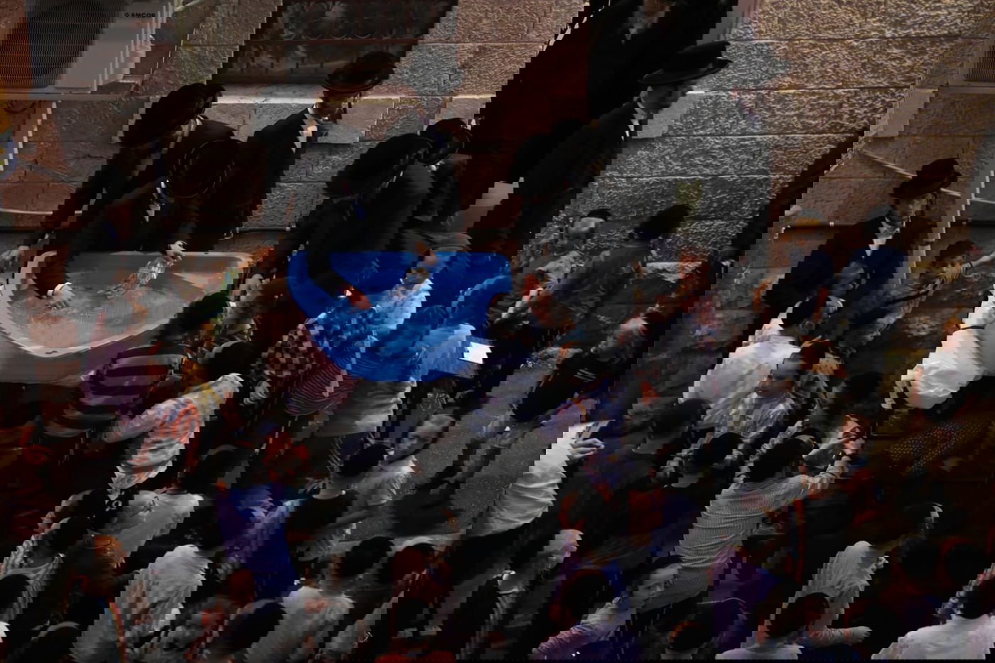 ערב כיפור: ה'תשליך' של הרבי מנדבורנה י-ם