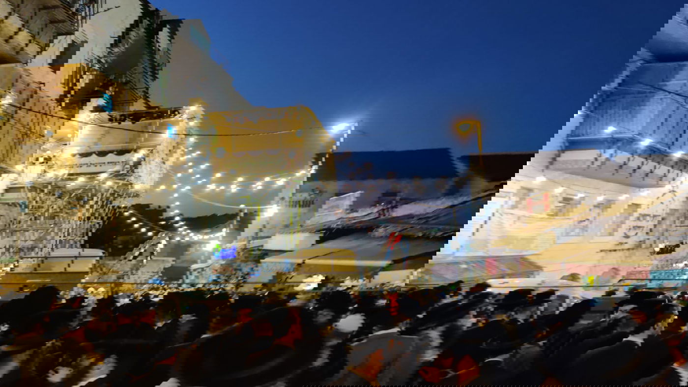 הקרב על הסוכה; השוטרים עזבו והרוחות נרגעו