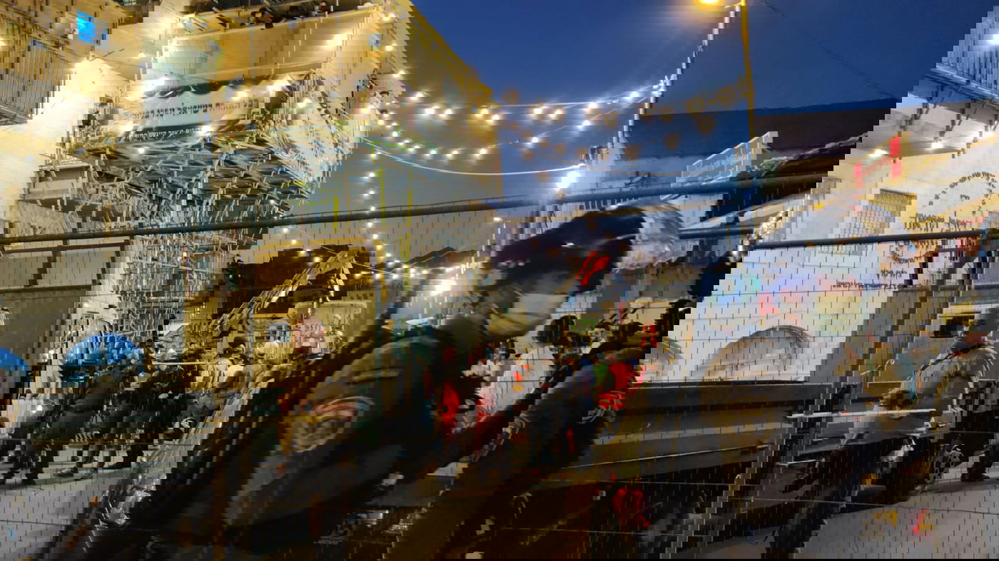 הקרב על הסוכה; השוטרים עזבו והרוחות נרגעו