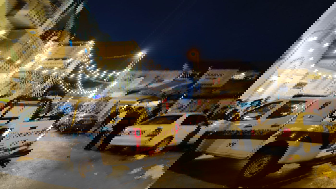 הקרב על הסוכה; השוטרים עזבו והרוחות נרגעו