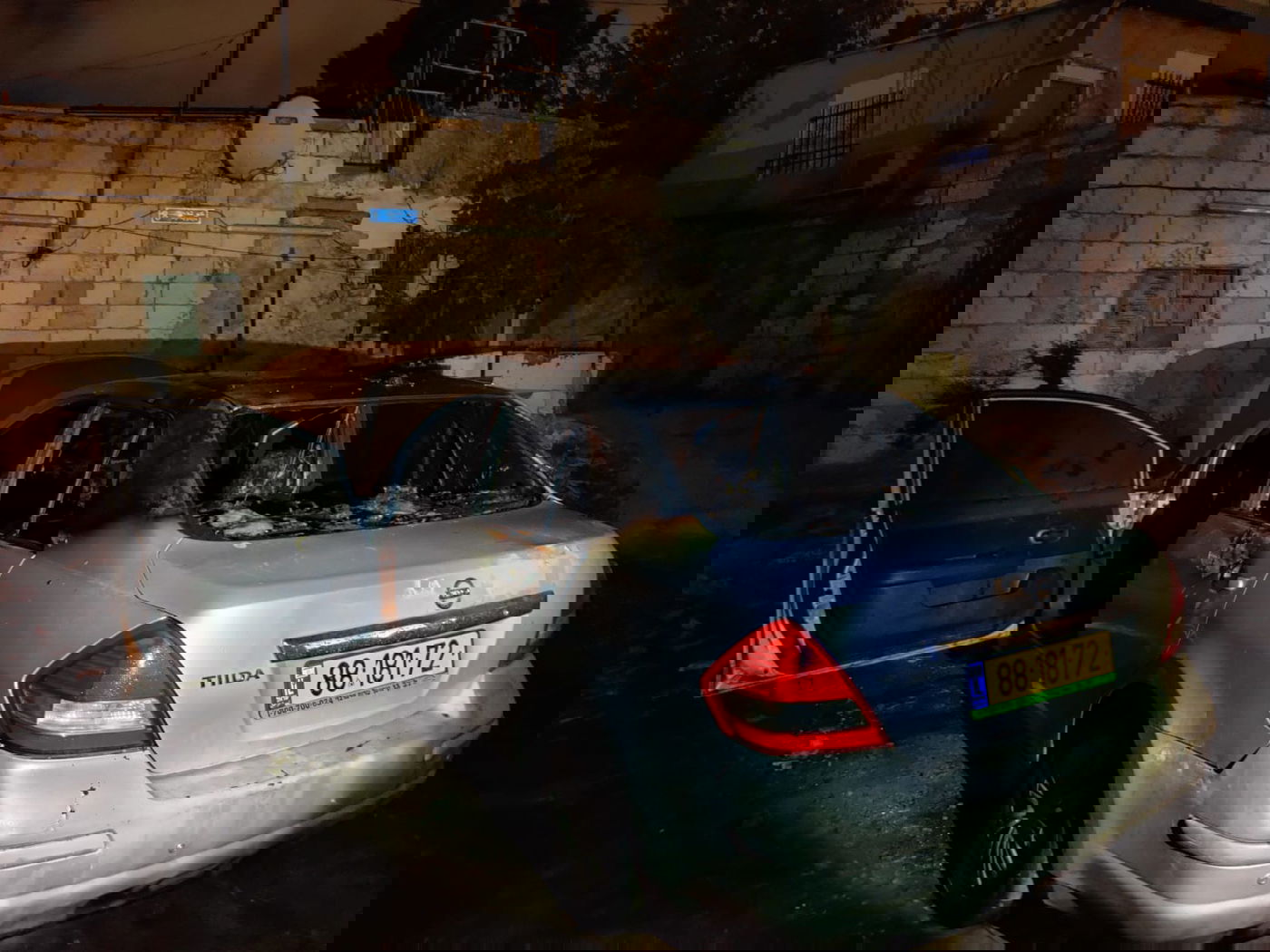 "לערבים בירושלים אין פחד": שרפו לרחמים שלושה רכבים