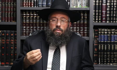 הרב בנימין חותה: סגולה נדירה במים של יום כיפור • צפו