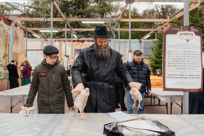 צפו: כך מתכוננים במוסקבה ליום הקדוש