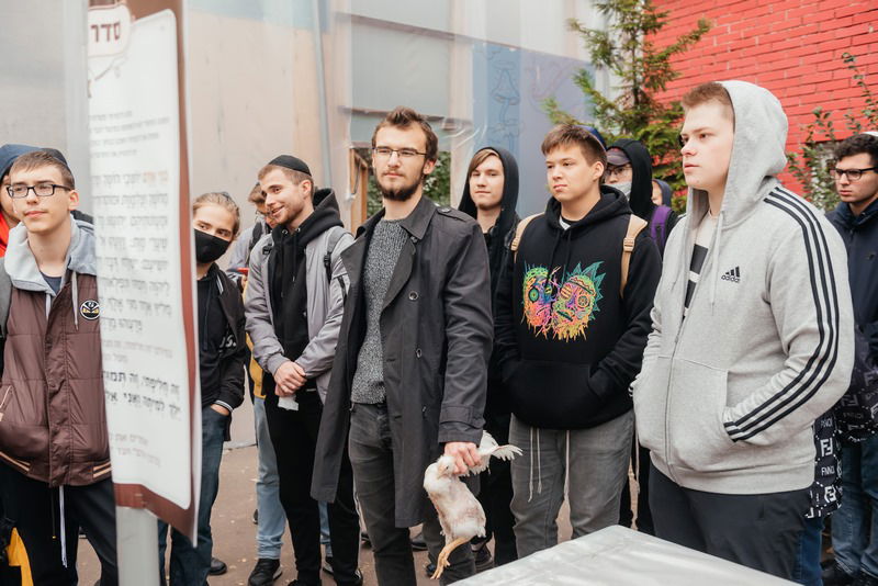 צפו: כך מתכוננים במוסקבה ליום הקדוש