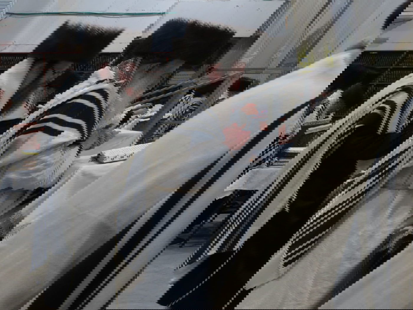 דברי חיזוק לפני כל נדרי: יום כיפור במכנובקא בעלזא