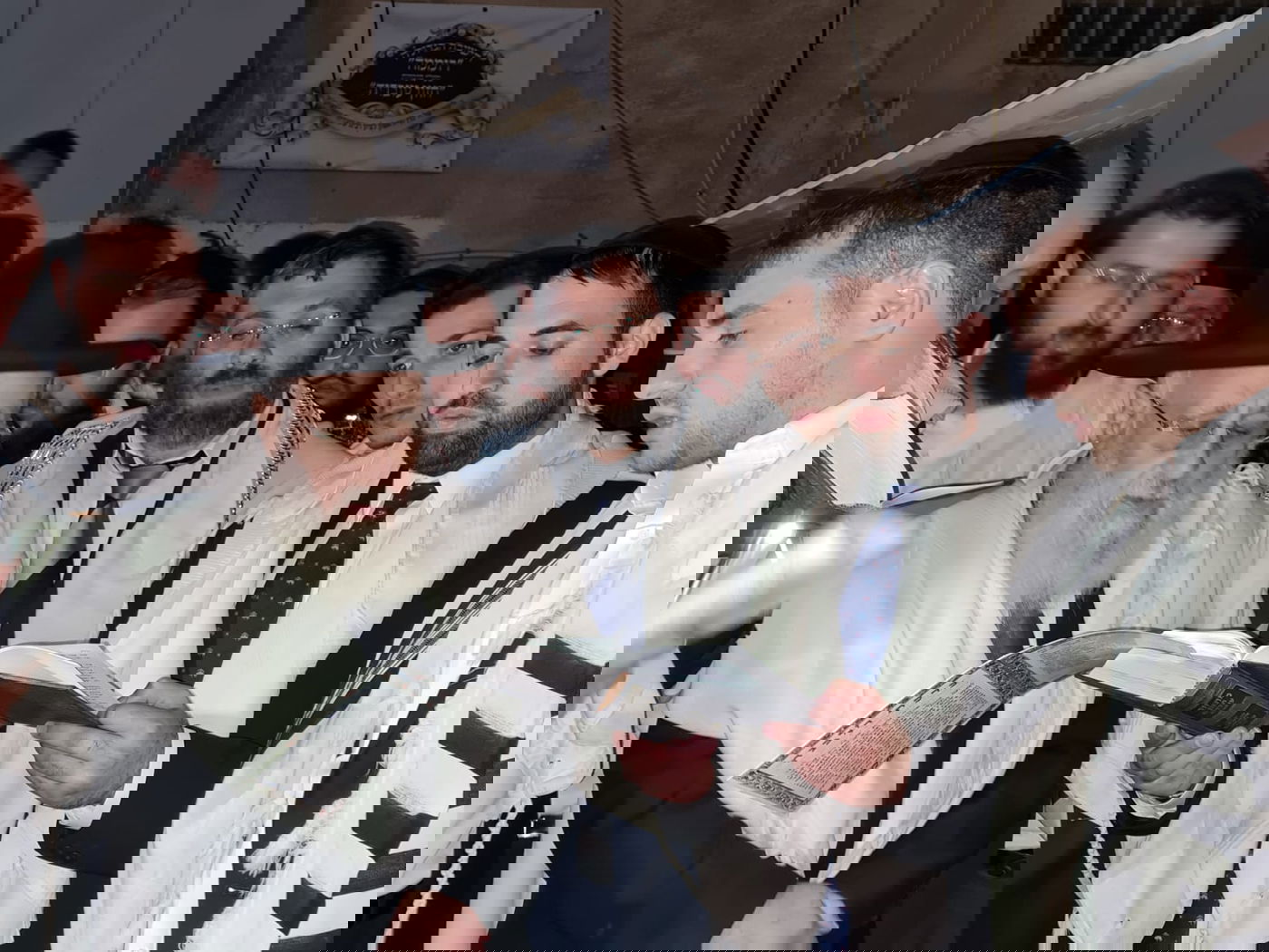 צפו: הראשל״צ הגר״י יוסף בצאת יום כיפור