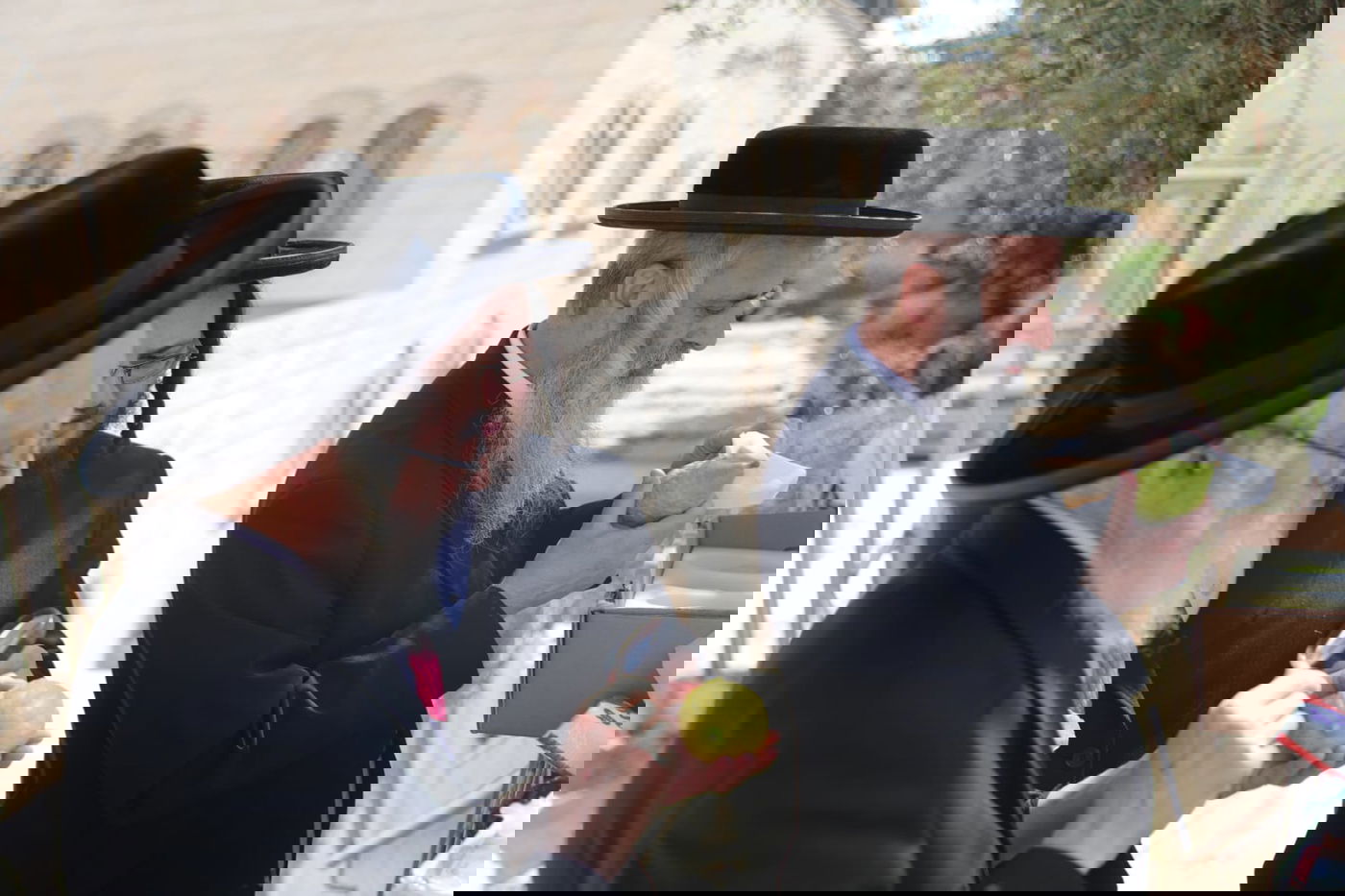 מיוחד: הצצה לשוק ארבעת המינים בזופניק