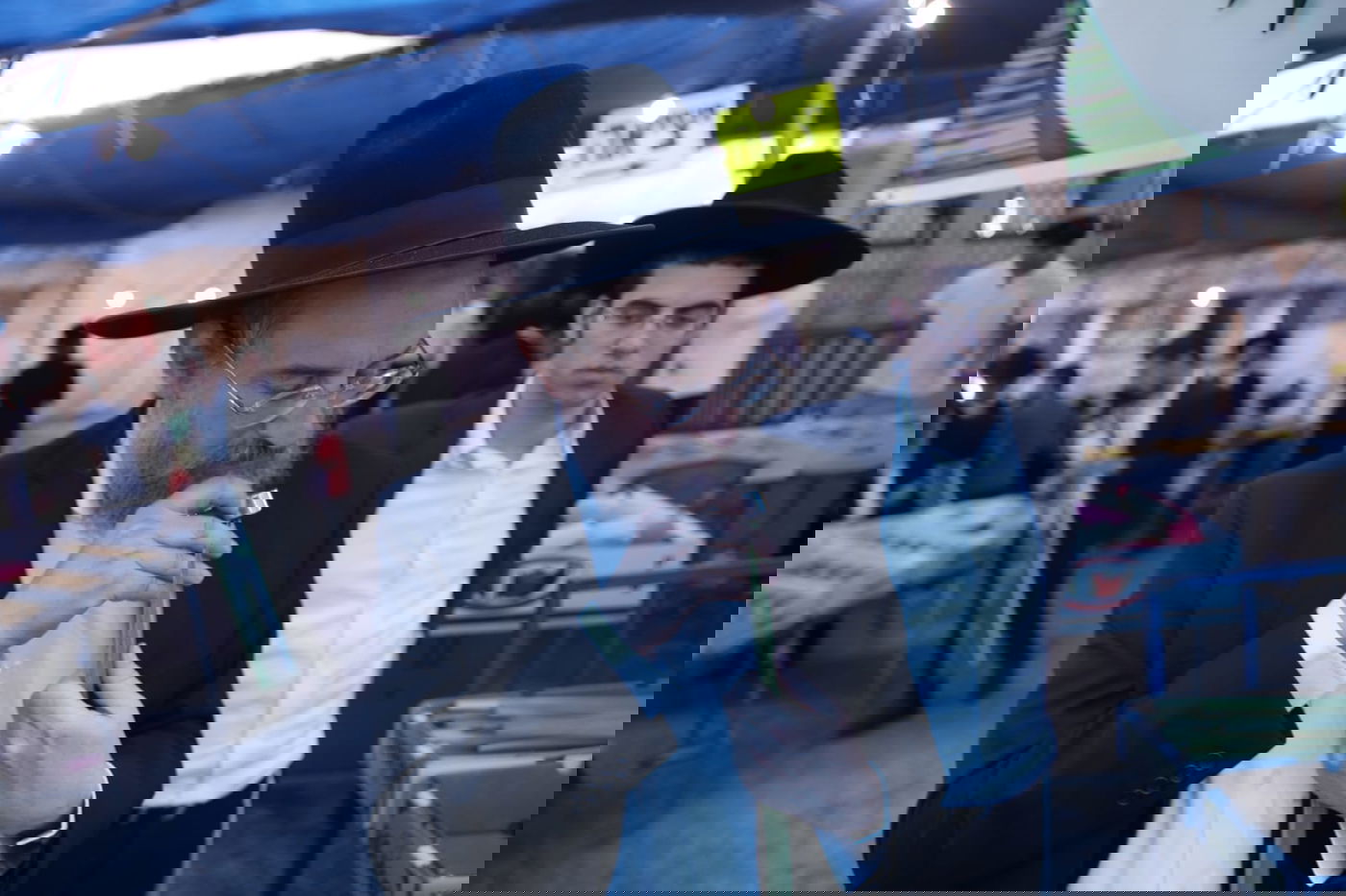 מיוחד: הצצה לשוק ארבעת המינים בזופניק