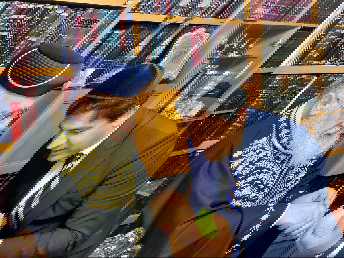 תיעוד: האתרוג של רב הסלבס לראשון לציון