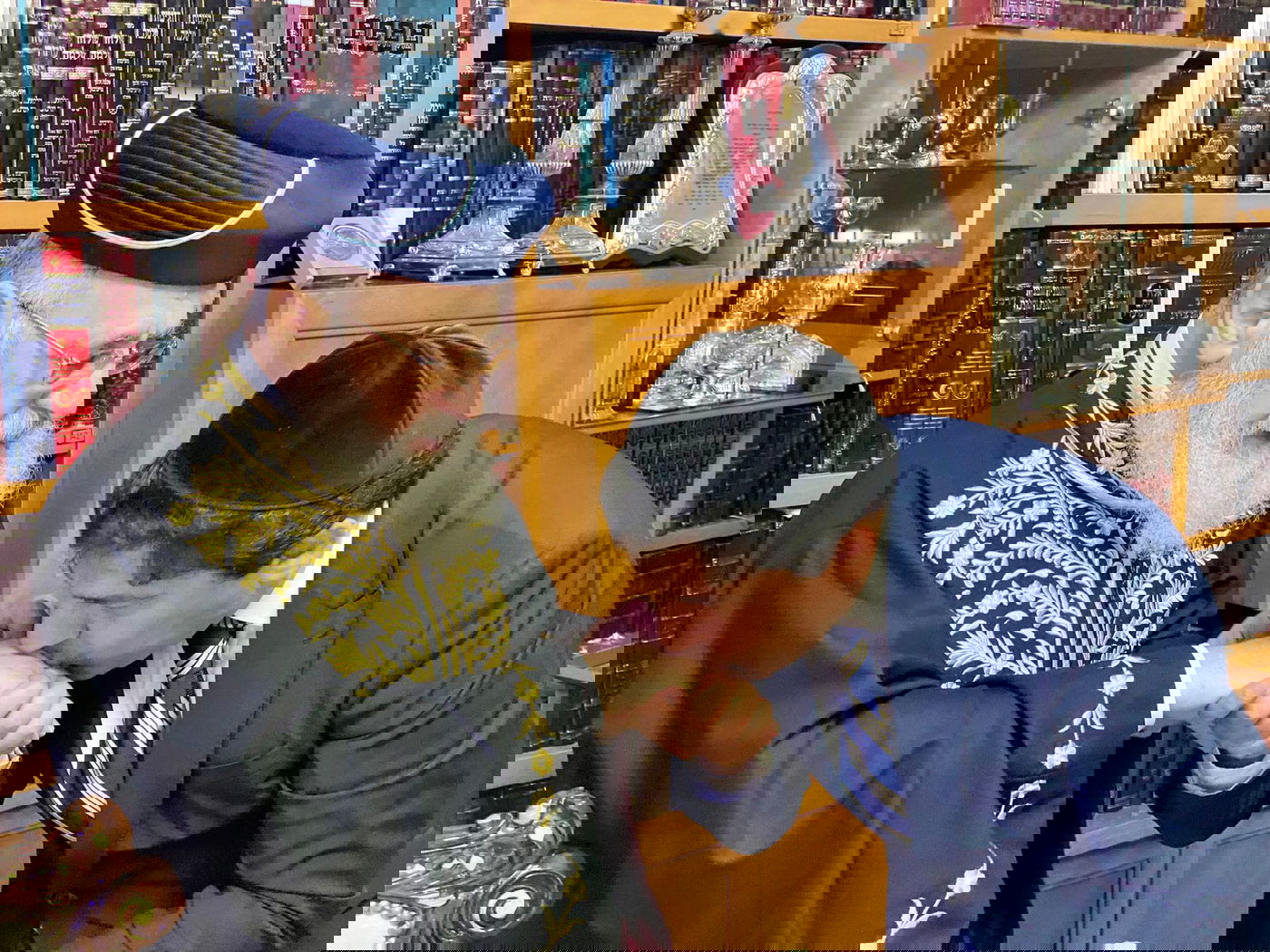 תיעוד: האתרוג של רב הסלבס לראשון לציון