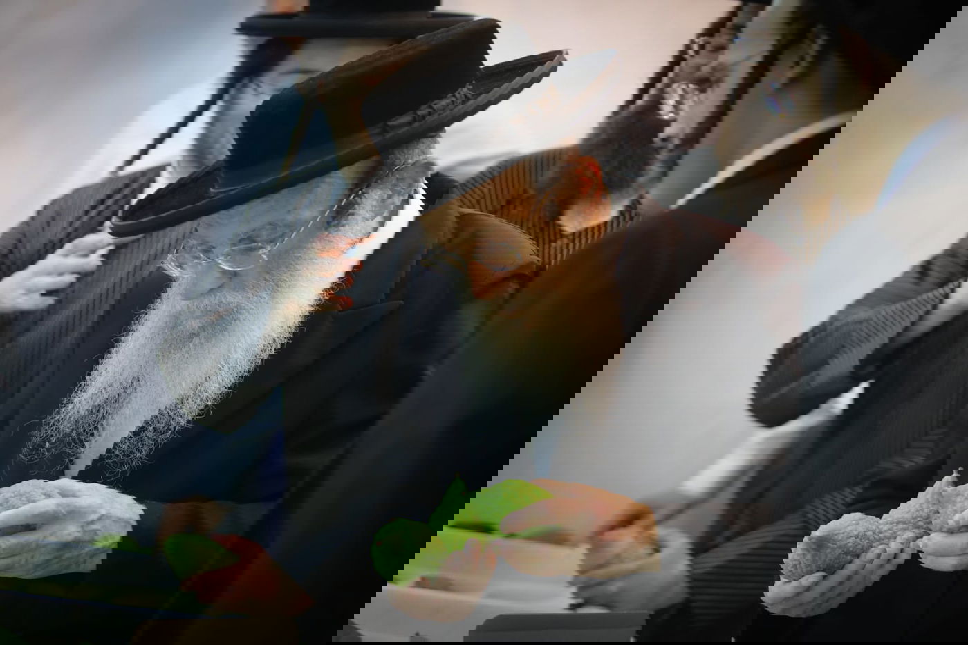 אתרוגים, סוכות ושירים • ערב חג במאה שערים