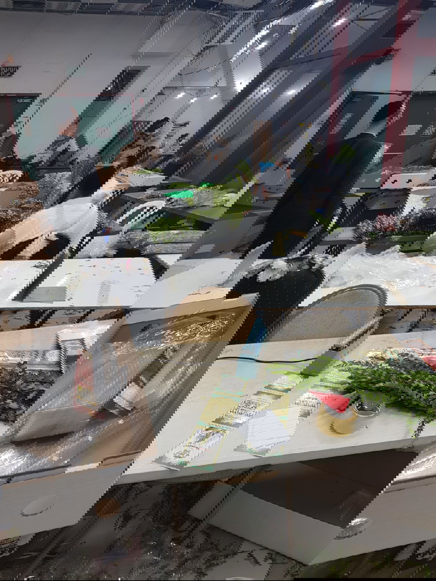 הדסים כבר קניתם? צפו בתיעוד מבית האריזה