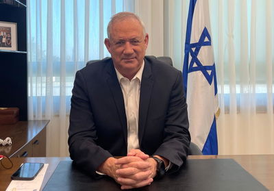 בני גנץ: "מקווה למצוא דרך להכניס את החרדים לממשלה"