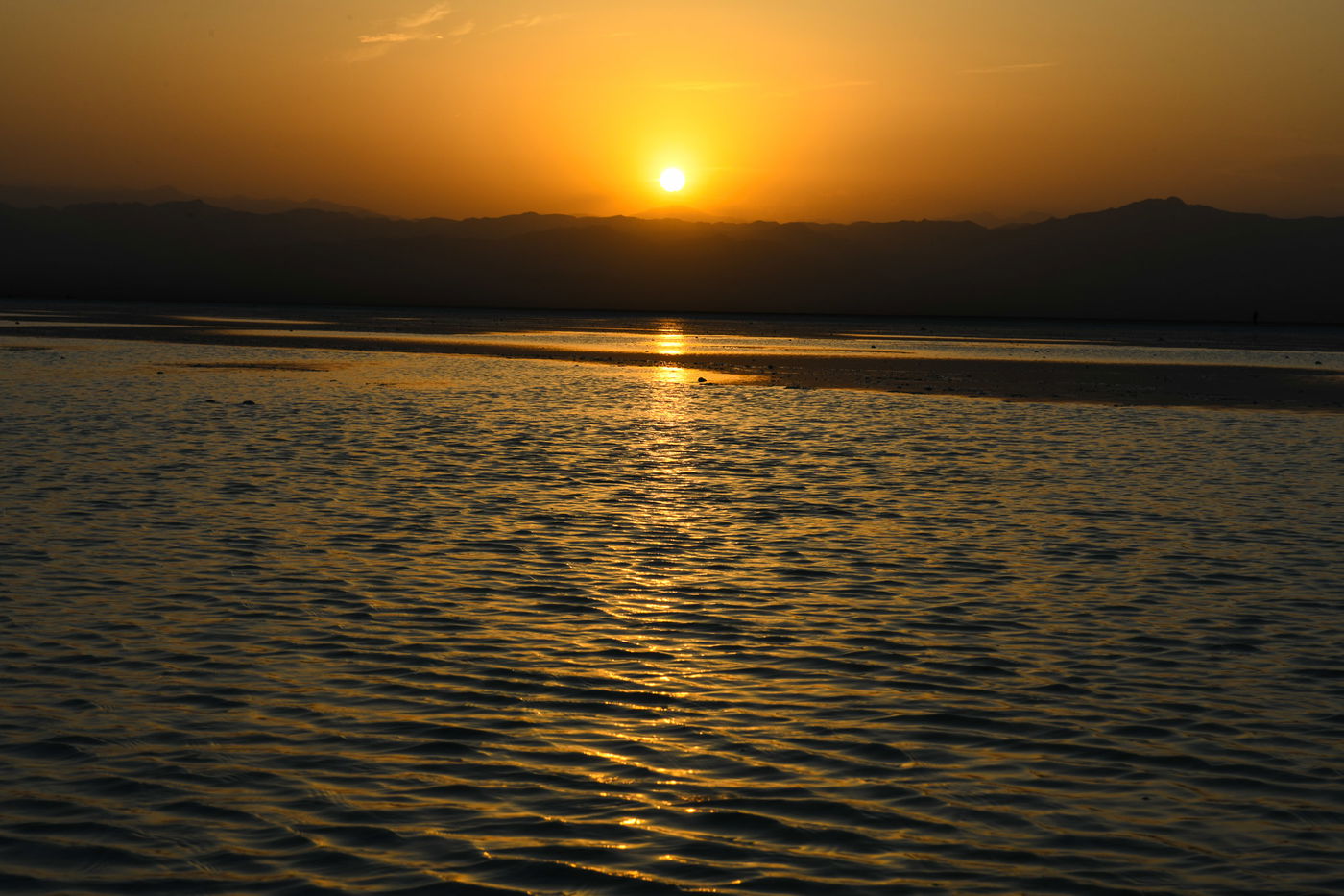 שחרית במדבר החם ביותר בעולם • תיעוד מרהיב
