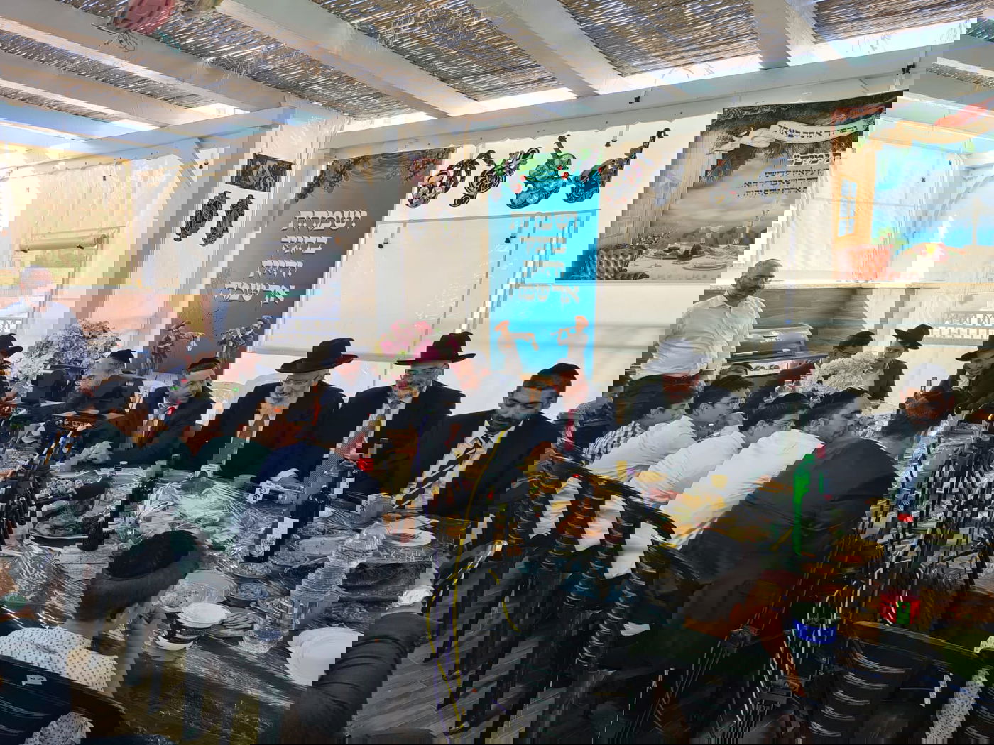 תיעוד: שמחת חג בסוכת ח"כ מיכאל מלכיאלי