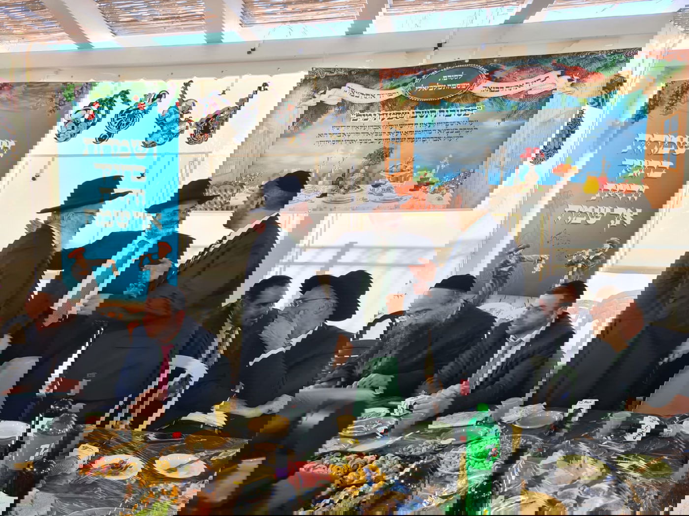 תיעוד: שמחת חג בסוכת ח"כ מיכאל מלכיאלי