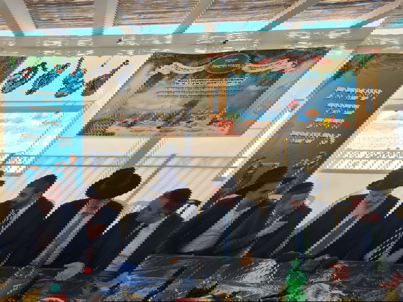 תיעוד: שמחת חג בסוכת ח"כ מיכאל מלכיאלי