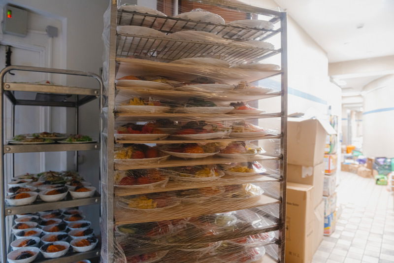 תחת גשם זלעפות: סוכות בבירת רוסיה • צפו